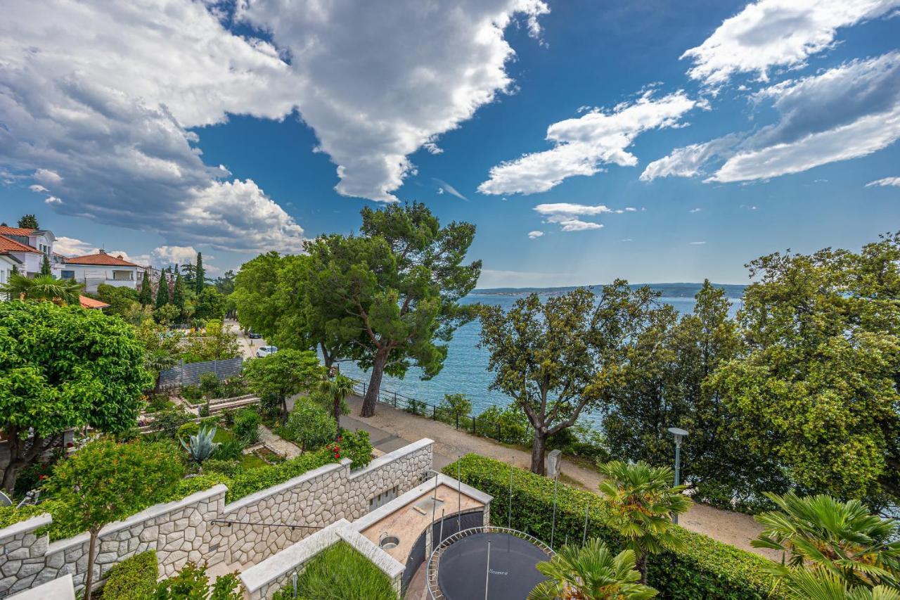Veronika Apartman *