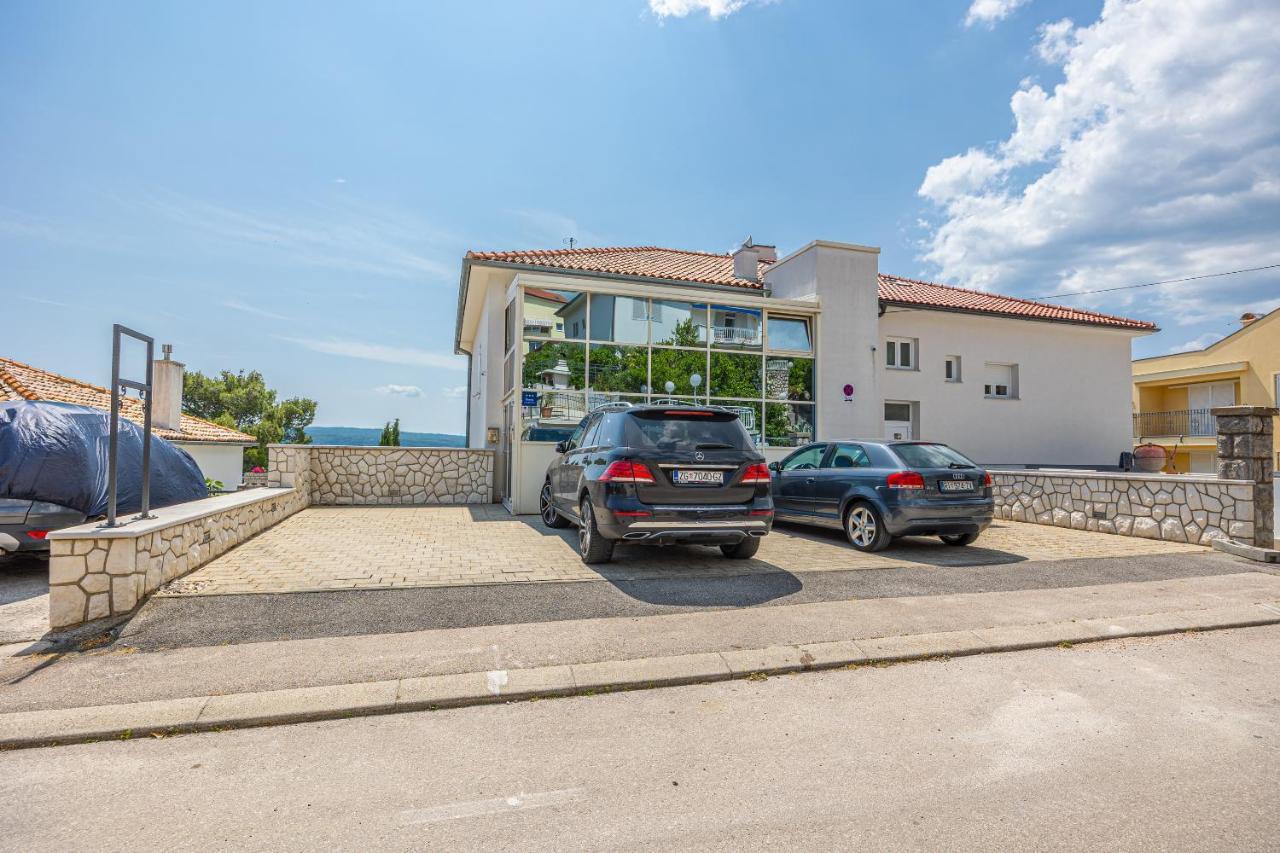 Veronika Apartment
